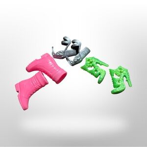 Barbie Doll Lot Of Three 2 Sets Of Heels One Set Of Boots In Excellent Condition